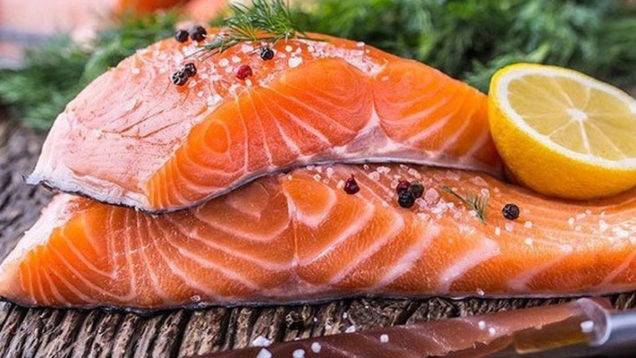 Cửa Hàng Cá Hồi Cô Ba Đà Lạt - Ngô Quyền