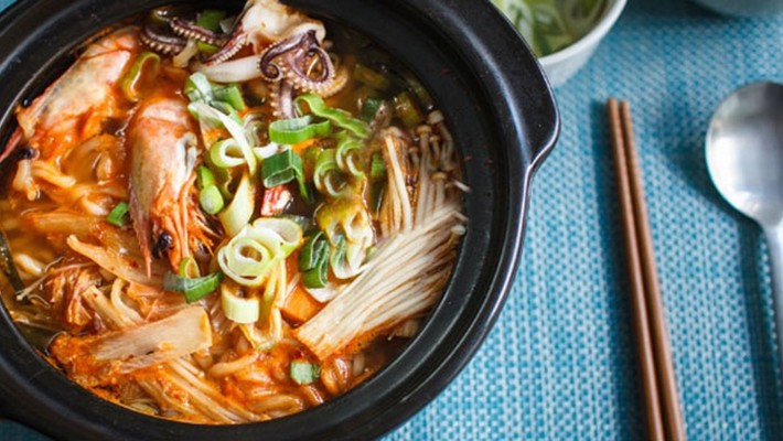 Mỳ Cay Hàn Quốc Cheoeum - Lê Thanh Nghị