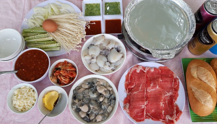 Quán Bò Hàu Sốt Cay Cay - Đường Số 3