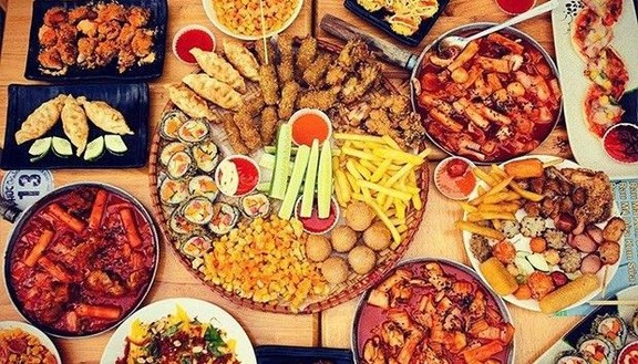 Ăn Vặt Chị Đại - Bến Văn Đồn