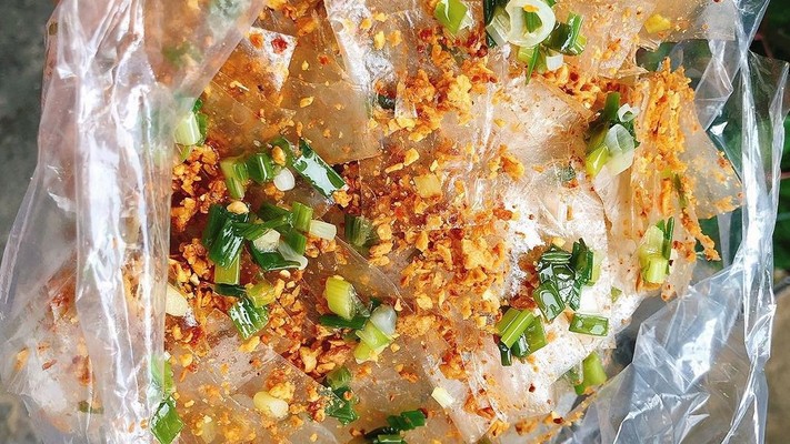 Quán Cô Thu - Bánh Tráng Trộn Mỡ Hành - Nguyễn Ái Quốc
