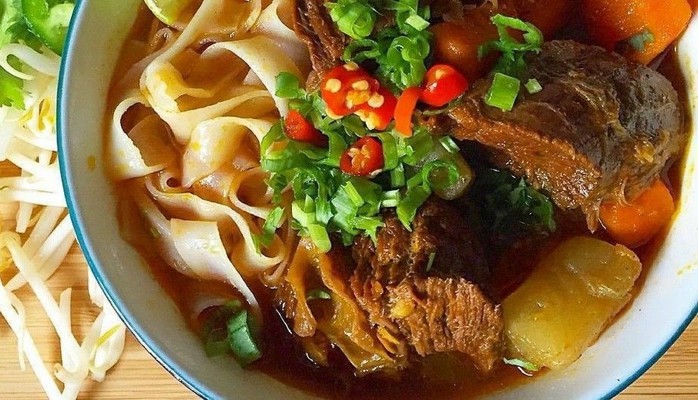 Xôi Mặn Thịt Nướng, Bánh Mì & Bún - Nguyễn Thành Phương