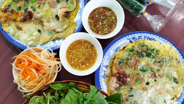 Vua Bánh Ép - Nguyễn Sinh Cung