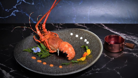 Quán Sushi 11 - Tân Hóa