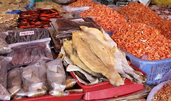 Lộc Trang - Thuỷ Hải Sản Khô - Huỳnh Văn Luỹ