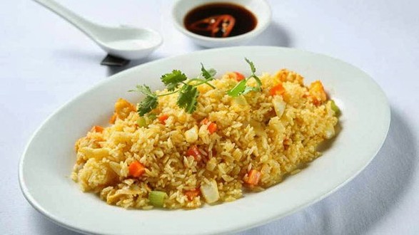 A Trí Cơm Gà - Mì Xào