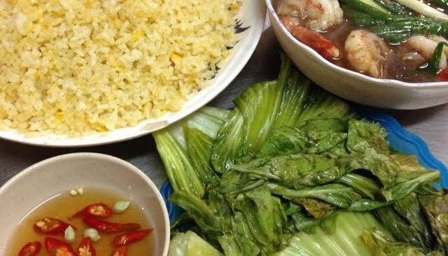 Cơm Chiên Má Mây