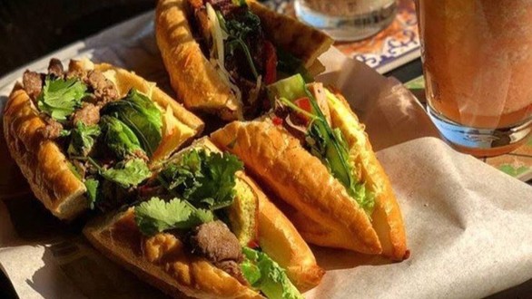 Bánh Mì Cô Vĩnh - Bánh Mì - Phan Đình Phùng