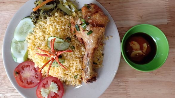 Cơm Gà Xối Mỡ Như Ý - Nguyễn Thị Tú