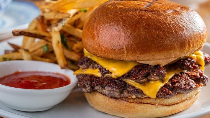 Mango Man - Hamburger & Tea - Phạm Hùng