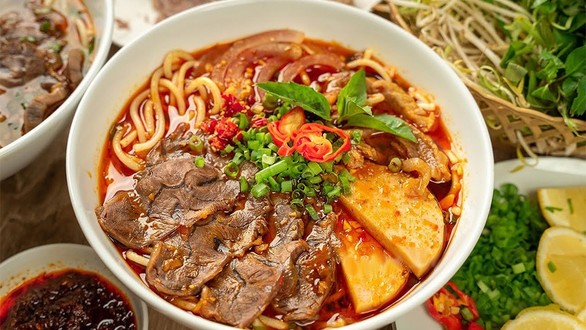 Bún Bò Thanh - Lạc Long Quân