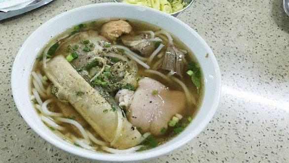 Bún Bò Đông Ba Gia Hội - Trần Quang Long