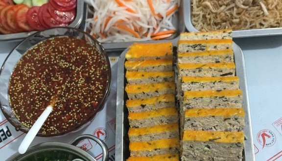 Cơm Tấm Mũi Tàu - Cách Mạng Tháng 8