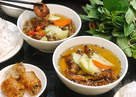 Bún Cá & Bún Chả - 11 Nguyễn Chế Nghĩa