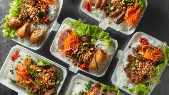 Cơm Tấm & Bún Thịt Nướng Chị Tuyền - Nguyễn Kiệm