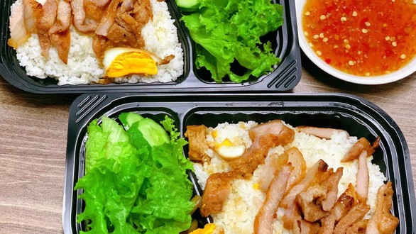 Bạch Tỷ - Cà Phê & Cơm Tấm Nhuyễn