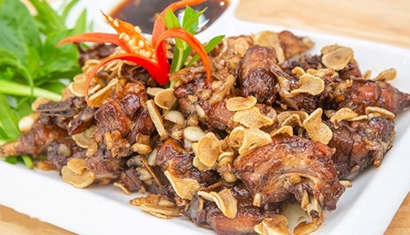 Tiệm Ngan Cháy Tỏi - Đỗ Quang