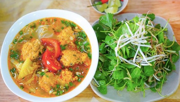 Nhân - Bún Chả Cá - Lê Đình Lý