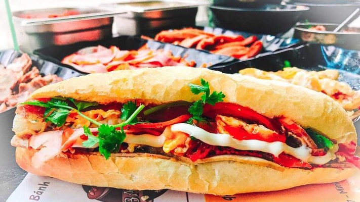 Bánh Mì Bà Vị - Bún Chả Nướng - 278 Trần Phú