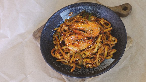 Nhà Cá - Phan Trung