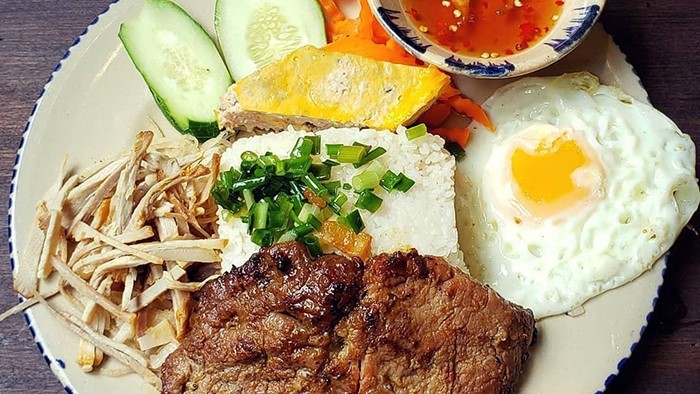 Cơm Tấm Út Nịt - Phạm Thế Hiển