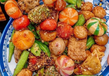 Ăn Vặt Tin Tin - Cá Viên Chiên & Trà Tắc