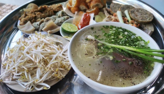 Cháo Lòng Bà Điểm - Phan Văn Khoẻ