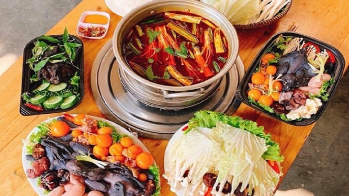 Tiệm Gà Ác Chim Câu - 31B/93 Đặng Văn Ngữ