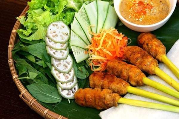 Bánh Xèo & Nem Lụi Xứ Quảng - Hàm Nghi