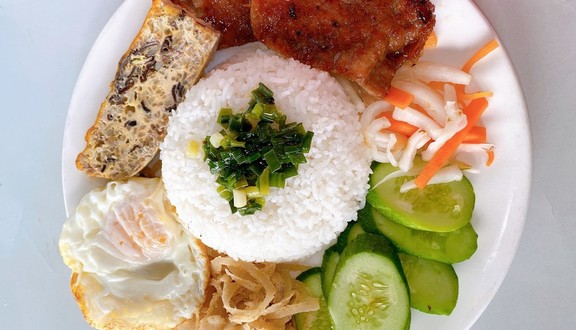 Cơm Tấm Đêm 28 - Tân Sơn Nhì