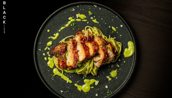 BLACK - Pastry & Grill