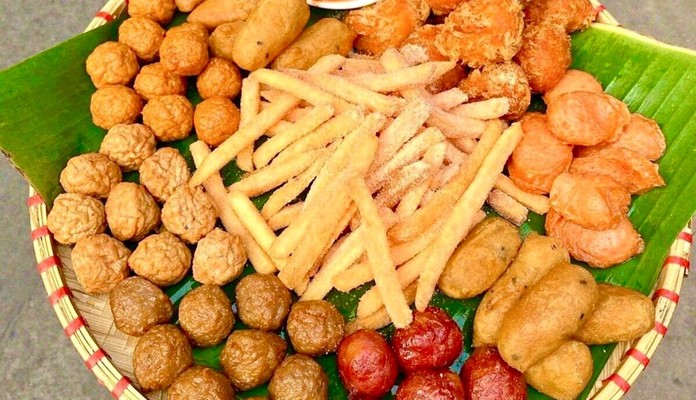 Tin Tin - Gà Rán, Mỳ Sốt Cay Ngọt & Đồ Ăn Vặt - Khu Tập Thể Kim Liên