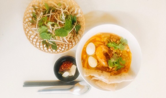 PHỞ COLALA - BÚN BÒ & MÌ QUẢNG - Trần Bá Giao