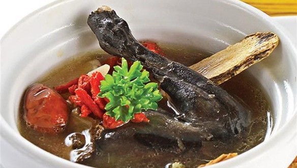 A Lê Hấp - Gà Ác Tiềm & & Cơm Thố - Trần Quốc Toản