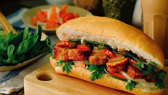 Bánh Mì Hoàng Long - Nguyễn Văn Cừ