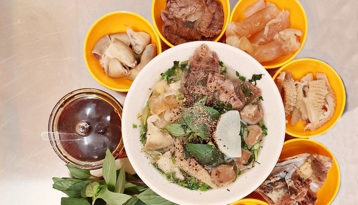Hủ Tiếu Bò Viên Mỹ Tho Hoàng - Phan Văn Trị