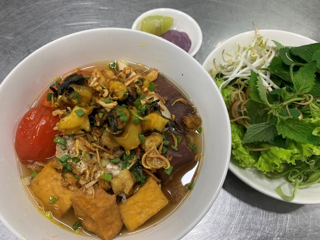 Bún Riêu & Canh Bún Hai Hiền - Cô Giang