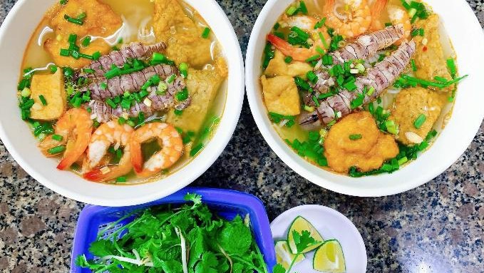 Thanh Hương Quán - Bún Hải Sản - Hồ Nghinh