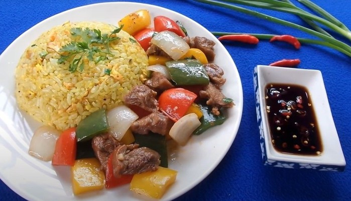 Cơm Gà Thiên Phát 158 - Lê Văn Lương