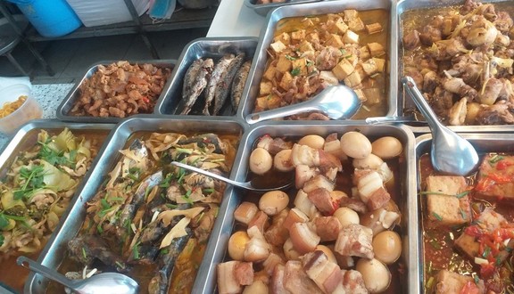 Quán Cơm Miền Trung - Cơm Ngon Bình Dân & Gà Nướng Muối Ớt - Nguyễn Ảnh Thủ