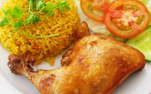 Cơm Gà Xối Mỡ Thạch Lam - Tân Thành