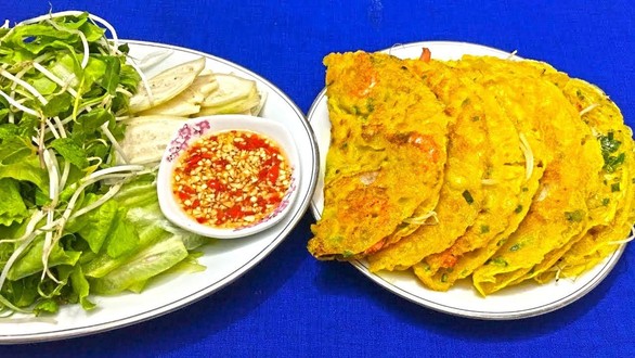 Quán Ăn Cô 9 - Bánh Xèo Miền Trung & Chả Cá - Lê Hồng Phong