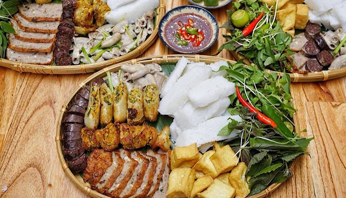 Quán Bún Đậu Cô Hai Phượng - Đông Hưng Thuận 02