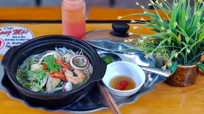 Song Mộc - Cà Phê & Bún Thố - Nguyễn Cư Trinh