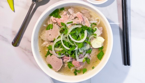 Phở Phi Thuyền Since 1961 (From Dalat)