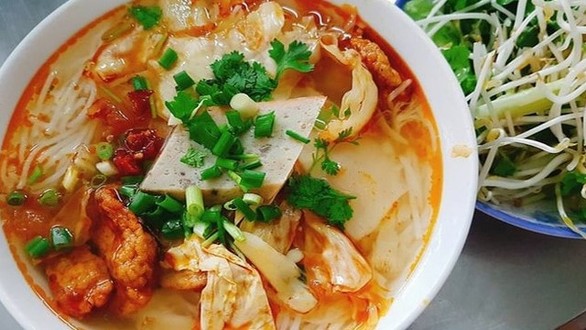 Quán Bún Chả Cá Tóp Mỡ - Tôn Đản