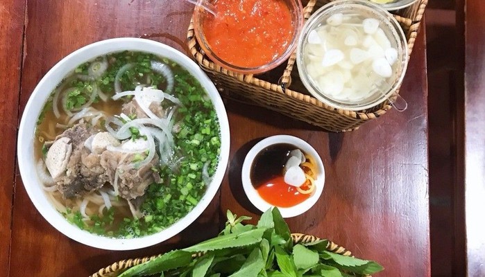 STEAKS MƯỜI - Phở Ba Chỉ Bò Mỹ & Phở Sườn Sụn - Bình Quới
