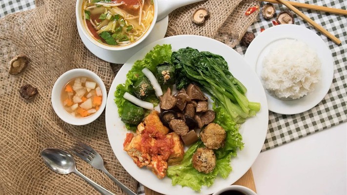 Quán Cơm Chay Việt - Nguyễn Thái Sơn