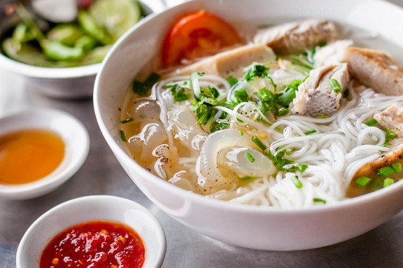 Bánh Canh - Bún Cá Thuỳ - Quảng Đức