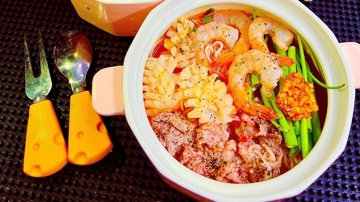 Hi Béo - BÚN THÁI NGON